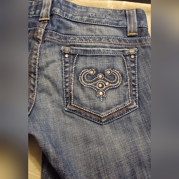 Vintage Guess Jeans - Picture 7 of 9